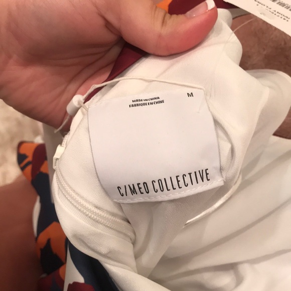 C/MEO Vanish Surplice Dress - Picture 4 of 5